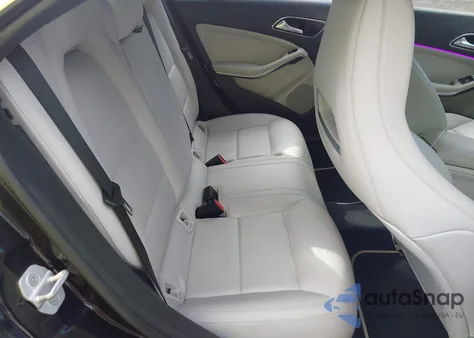 2014 Mercedes-Benz Cla 250 z USA, uszkodzony, nr VIN WDDSJ4EB9EN150146